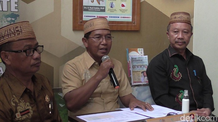 Sekprov Gorontalo Darda Daraba. Dia juga menjabat Juru Bicara Gugus Tugas COVID-19 Gorontalo (Ajis Khalid/detikcom)