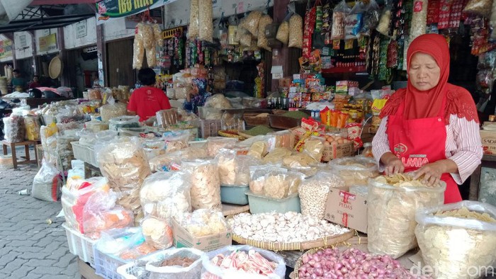 Pedagang Beras di Klaten