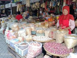 Warga Klaten Jangan Panik! Stok Beras Masih 152.000 Ton