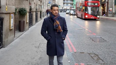 Gaya Modis Raphael Maitimo, Pesepakbola yang Disebut Pacar Baru Agnez Mo