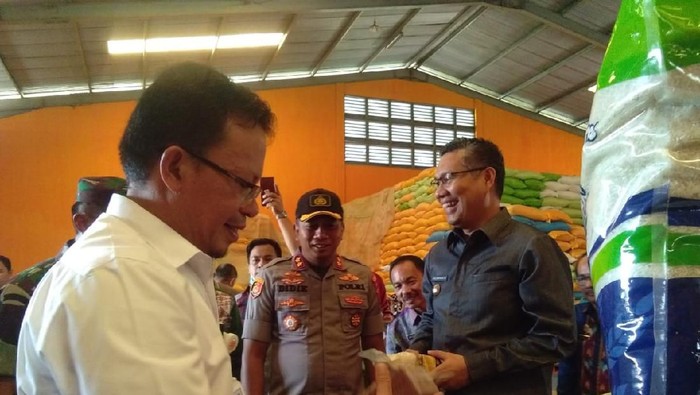 Wali Kota Kendari cek gudang Bulog
