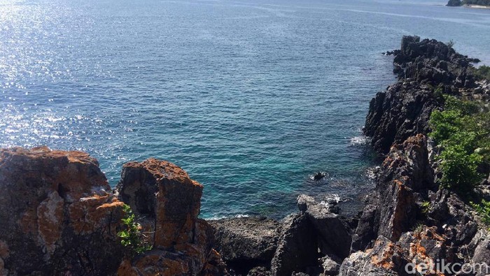 Pantai Taraujung Majene Pantai Taraujung Majene