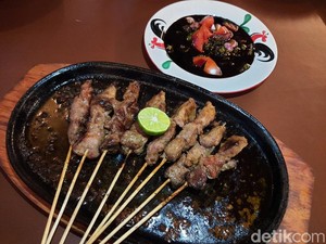 Sate Aye : Empuk Juicy Sate Domba Hot Plate dan Gule Domba Berempah
