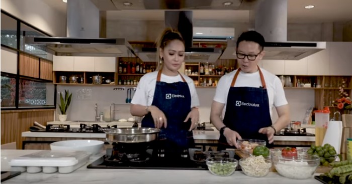 Kwetiaw Inul Kwetiaw Inul