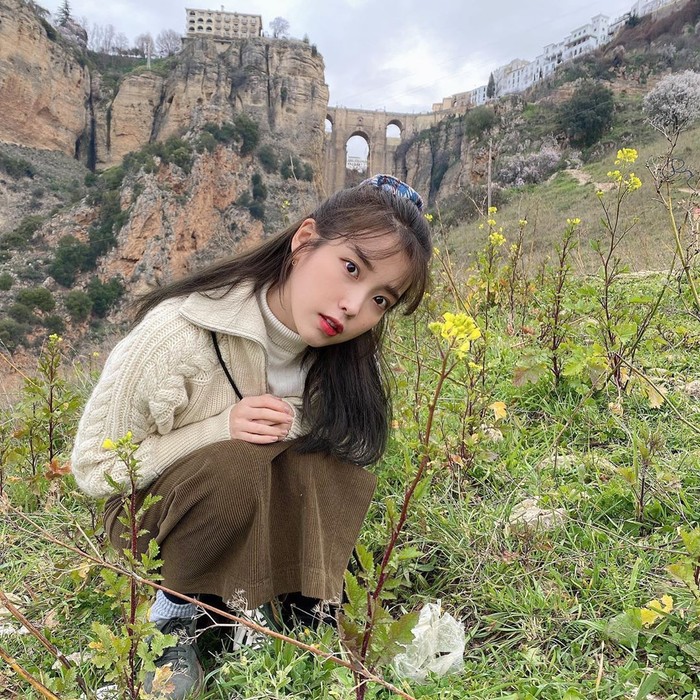 IU artis Drama Korea