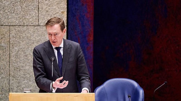 Menkes Belanda Bruno Bruins Dutch Minister Bruno Bruins for Medical Care (VVD) speaks during a debate about the developments surrounding the coronavirus, in The Hague, the Netherlands, on March 18, 2020. (Photo by Phil NIJHUIS / various sources / AFP) / Netherlands OUT (Photo by PHIL NIJHUIS/ANP/AFP via Getty Images)