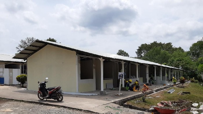 Proyek pembangunan Rumah Sakit khusus untuk pasien Corona dimulai. Lokasinya di Pulau Galang, Kota Batam