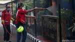 Penyemprotan Disinfektan di Lapas Cipinang