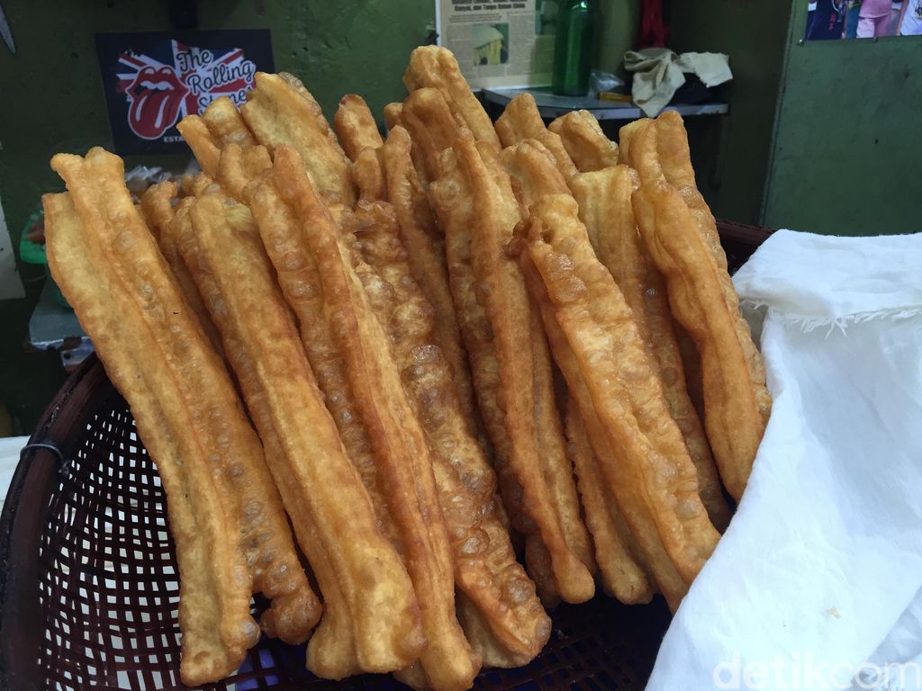 Cakwe Ko Atek Pasar Baru