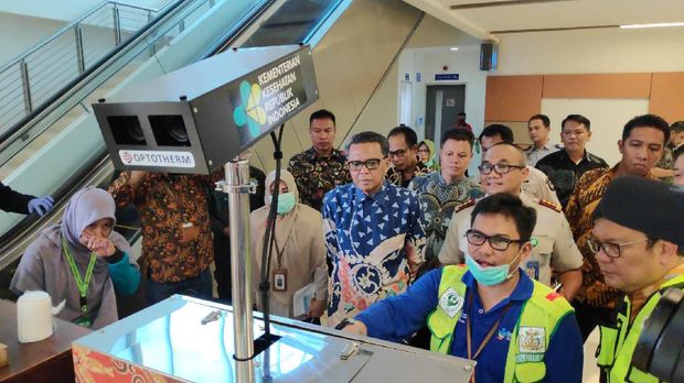 Gubernur Sulsel Pantau Kepulangan WNI Peserta 'Ijtima Dunia' di Bandara