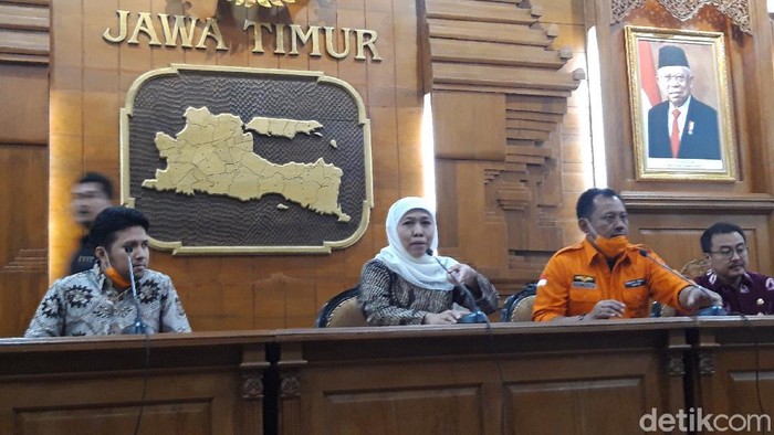 Gubernur Jawa Timur Khofifah dan wagub jatim