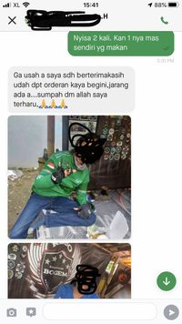 Salut! Netizen Ajak Belikan Makanan untuk Driver Ojol yang Sepi Order