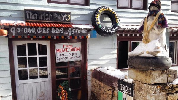 Berkunjung ke The Irish Pub, Bar Tertinggi di Kaki Gunung Everest