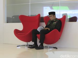 Siswa Belajar di Rumah, Ridwan Kamil Klaim Tak Ada Pelajar Positif Corona
