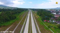 Tol Manado - Bitung bertujuan untuk mengurangi biaya logistik dari dan menuju ke Pelabuhan Internasional Bitung. Keberadaan tol ini juga akan mendukung pengembangan Kawasan Ekonomi Khusus (KEK) Bitung dan pendukung kawasan strategis pariwisata nasional (KSPN) Manado – Bitung – Likupang, termasuk akses ke Pulau Lembeh. Tol ini akan memangkas jarak tempuh yang tadinya 90 menit menjadi 30 menit saja.Foto: Dok. Istimewa/Kementerian PUPR
