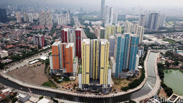 Wisma Atlet Kemayoran Jadi Rumah Sakit Corona Pemerintah telah menyiapkan infrastruktur untuk penangan Corona atau COVID-19. Wisma Atlet Kemayoran, Jakarta Pusat, akan dijadikan rumah sakit darurat dan rumah isolasi pasien.