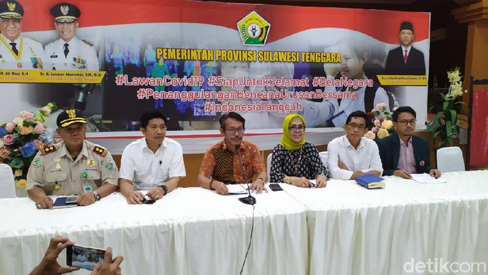 Juru Bicara Gugus Tugas Satgas Penanganan Covid-19 Sultra, dr La Ode Rabiul Awal menjelaskan kondisi 3 pasien positif corona di Sultra.
