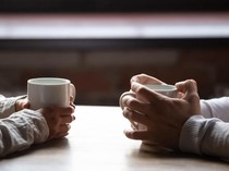 Ada Kafe Cuddle di Jepang, Bayarnya Mulai Rp 100 Ribuan