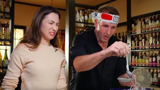 Makan Enak Keliling Dunia, Ini 5 Kanal YouTube yang Seru Ditonton di Rumah