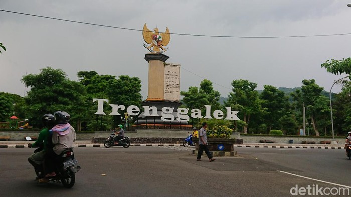 RSUD dr Soedomo Trenggalek merawat enam warga yang baru pulang dari daerah terjangkit virus corona. Hari ini akan dilakukan pengambilan swab untuk uji laboratorium.