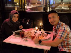 10 Potret Kulineran Seru Detri Warmanto Sebelum Positif Corona!