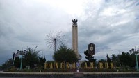 Kabupaten atau kota di Kalimantan Tengah bagian Selatan juga berpotensi bisa melihat Gerhana Matahari Sebagian. Dari Pangkalan Bun misalnya (Tedi Permana/dTraveler)