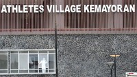 Setiap ruangan hingga jendela disemprot cairan disinfektan. Antara Foto/M Risyal Hidayat