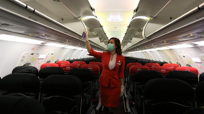 AirAsia Mandikan Pesawatnya untuk Perangi Corona