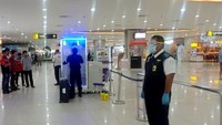 Bilik kamar mandi yang dimodifikasi itu juga siap digunakan sebagai penangkal untuk meminimalisir penyebaran virus Corona (COVID-19) yang sudah merambah ke Indonesia.