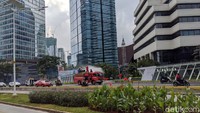 Penutupan dilakukan selama proses penyemprotan yang berlangsung antara pukul 08.00 WIB hingga 10.00 WIB.
