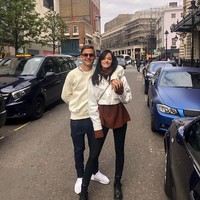 Sebelum terinfeksi virus Corona, Paulo Dybala dan Oriana Sabatini kerap liburan ke berbagai negara. Keduanya sangat suka berlibur ke kampung halaman mereka Argentina, dan berpergian ke Italia serta Yunani. Foto: Dok. Instagram