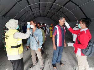 Cegah Corona, Penumpang Kapal dari Bali Wajib Lewat Terowongan Ini