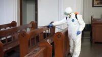 Gereja ini sendiri telah meniadakan misa di gereja selama 14 hari ke depan mengikuti imbauan pemerintah.