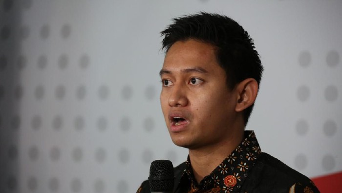 Stafsus Presiden, Adamas Belva Syah Devara