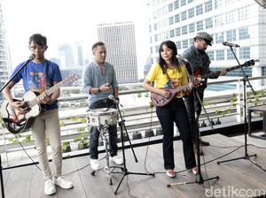 Cukup di Rumah, Nikmati Mocca Akustikan Hari Rabu Ya!