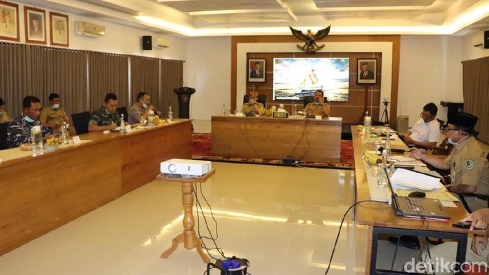 corona banyuwangi