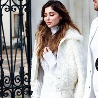 Menurut beberapa sumber, Kanika Kapoor menyembunyikan fakta bahwa ia terinfeksi virus dan dilaporkan tinggal di sebuah hotel mewah di Lucknow setelah kembali dari London. Selain itu, ia juga mengadakan pesta makan malam dengan pertemuan besar. Foto: Instagram @kanika4kapoor