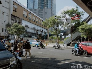 Drone yang Digunakan Pemkot Surabaya Mampu Angkut 20 Liter Disinfektan