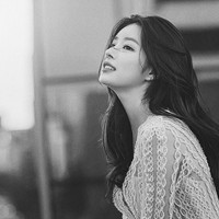 Yoo Hye Won sendiri dikenal sebagai seorang aktris drama. Meski namanya belum terlalu familiar, Yoo Hye Won sempat jadi perhatian publik setelah membintangi web drama Go Back Diary di 2018.Foto: Instagram @yu__hyewon