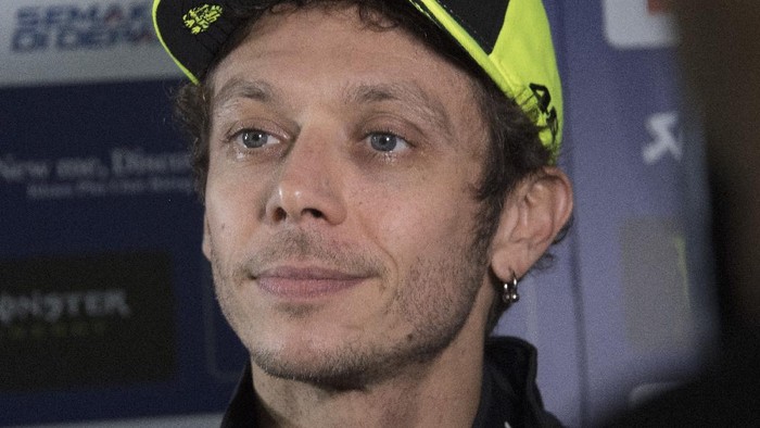 DOHA, QATAR - FEBRUARY 24: Valentino Rossi of Italy and Monster Energy Yamaha MotoGP Team speaks with journalists during the MotoGP Tests at Losail Circuit on February 24, 2020 in Doha, Qatar. (Photo by Mirco Lazzari gp/Getty Images)