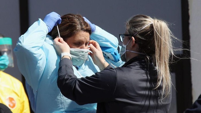 Suasana Kota New York yang Dihantam Virus Corona New York jadi salah satu wilayah yang terdampak virus Corona di AS. Warga pun diimbau untuk kurangi aktivitas di luar ruangan guna cegah penyebaran COVID-19.