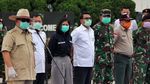 Prabowo Sambut Hercules Pembawa Alkes untuk Wabah Corona