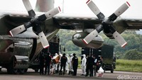 Setibanya di Jakarta, obat dan peralatan itu akan diserahkan kepada Kepala BNPB Doni Monardo selaku Ketua Gugus Tugas Percepatan Penanganan COVID-19.  