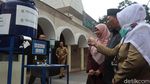 Pemkot Bandung Pasang 30 Tempat Cuci Tangan untuk Lawan Corona