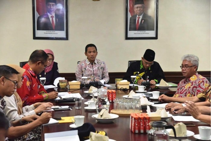 adv lumajang adv lumajang