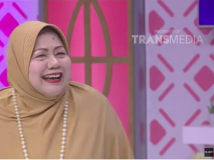 Purwaniatun (Youtube Trans TV)