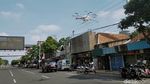 Surabaya Pakai Drone untuk Semprot Disinfektan di Jalanan