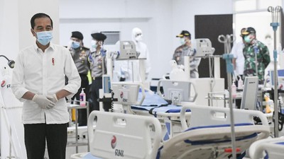 Jokowi Tinjau Kesiapan RS Darurat Corona di Wisma Atlet