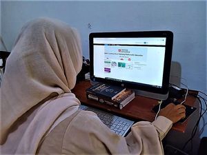 Kemendikbud soal Kendala Belajar di Rumah: Materi Ajar-Rumah Tak Kondusif