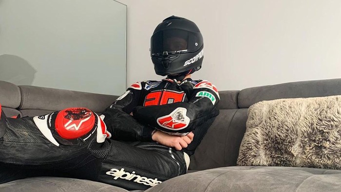 Fabio Quartararo berada di dalam rumah